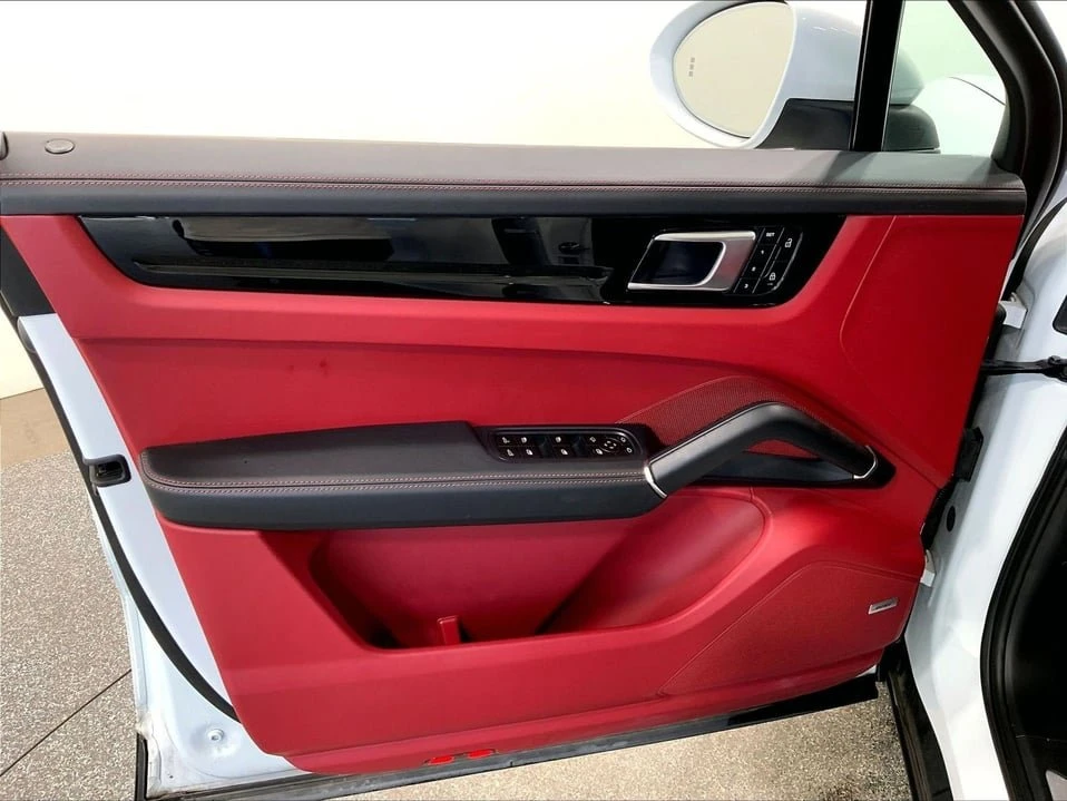 2023 Porsche 9Y0/9Y3 Cayenne - Image 8 of 20