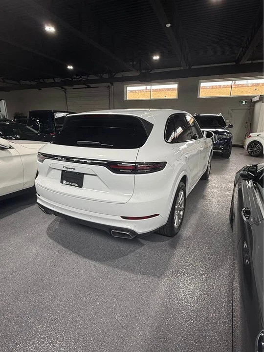 2023 Porsche 9Y0/9Y3 Cayenne - Image 3 of 9