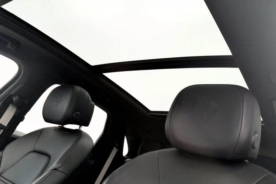 2023 Porsche 9Y0/9Y3 Cayenne - Image 9 of 10