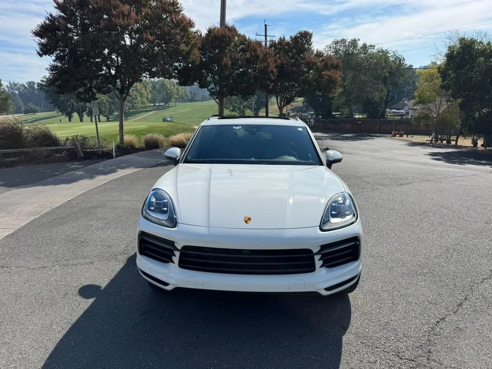 2023 Porsche 9Y0/9Y3 Cayenne - Image 2 of 12