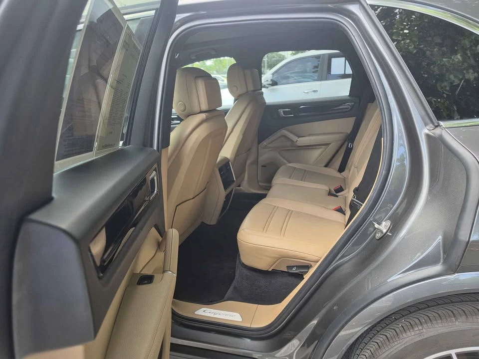2023 Porsche 9Y0/9Y3 Cayenne - Image 9 of 9