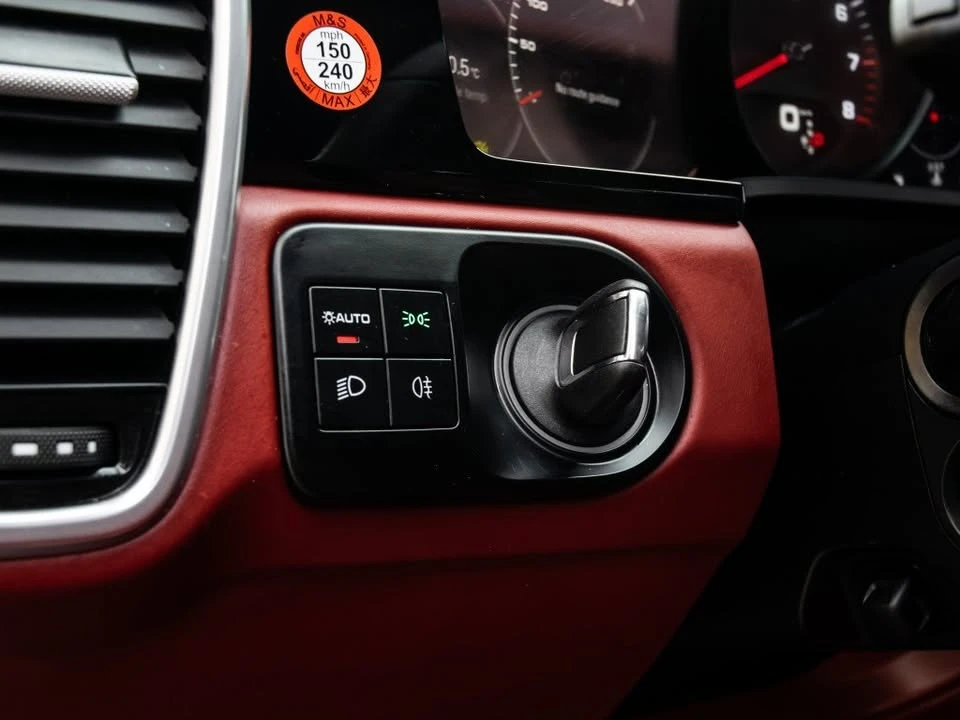 2023 Porsche 9Y0/9Y3 Cayenne - Image 14 of 20
