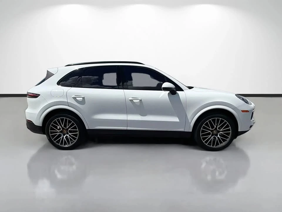2023 Porsche 9Y0/9Y3 Cayenne - Image 2 of 20