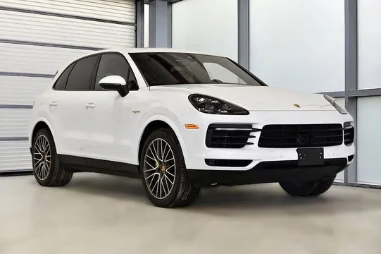 2023 Porsche Cayenne