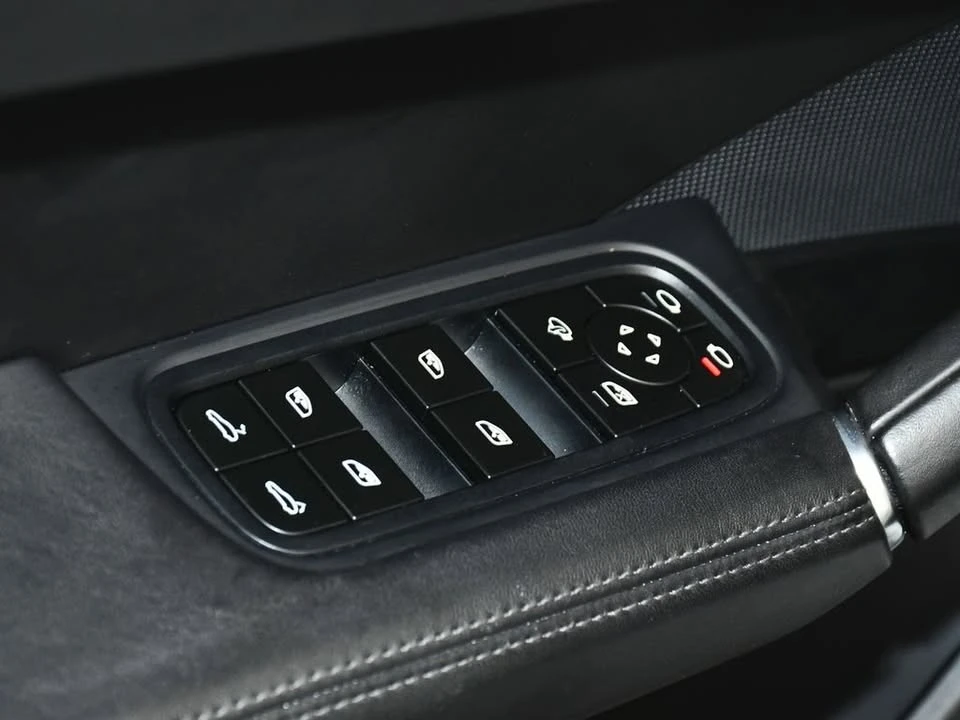 2023 Porsche 9Y0/9Y3 Cayenne - Image 10 of 20