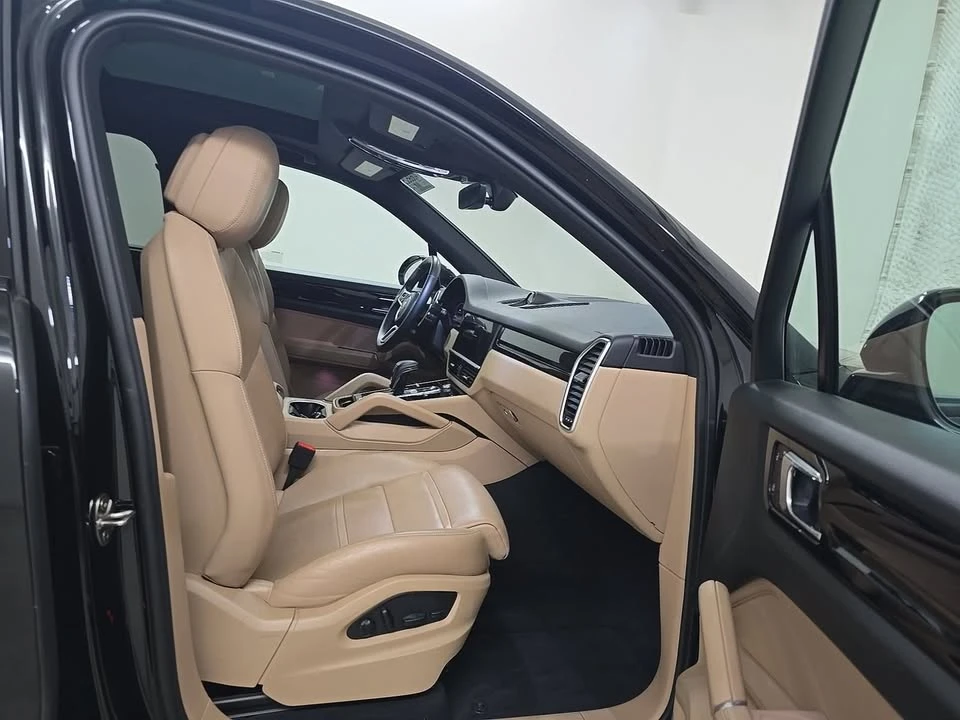 2023 Porsche 9Y0/9Y3 Cayenne - Image 4 of 10