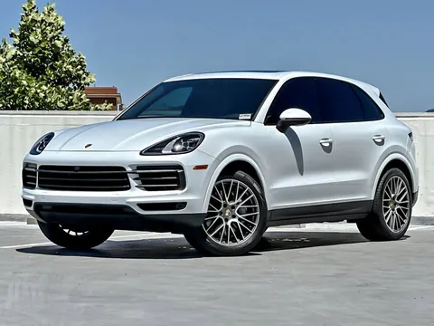 2023 Porsche Cayenne Platinum Edition