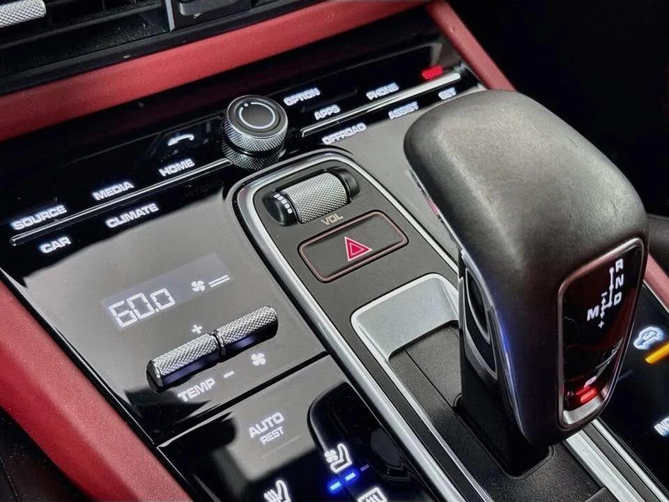 2023 Porsche 9Y0/9Y3 Cayenne - Image 19 of 19