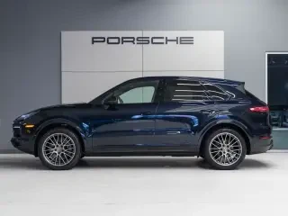 2023 Porsche 9Y0/9Y3 Cayenne - Image 2 of 4