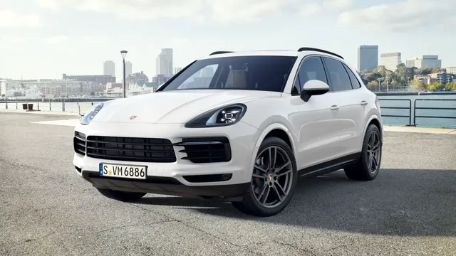 2023 Porsche Cayenne Platinum Edition
