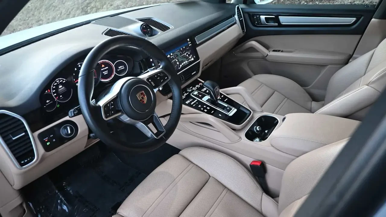 2023 Porsche 9Y0/9Y3 Cayenne - Image 4 of 7