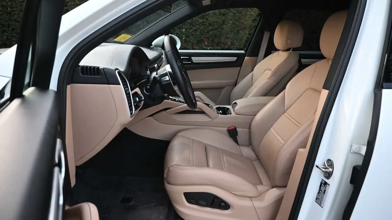 2023 Porsche 9Y0/9Y3 Cayenne - Image 5 of 7