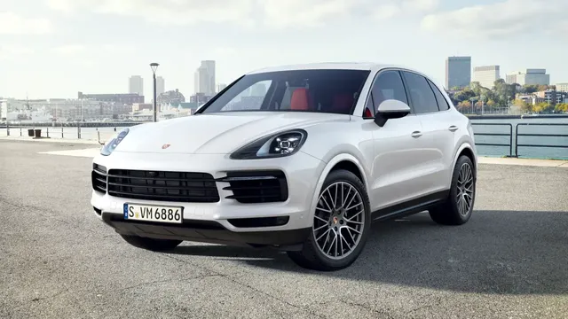2023 Porsche Cayenne Platinum Edition