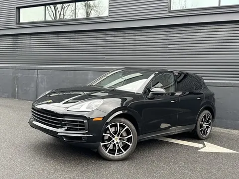 2023 Porsche Cayenne Platinum Edition