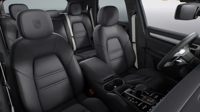 2023 Porsche Cayenne Platinum Edition