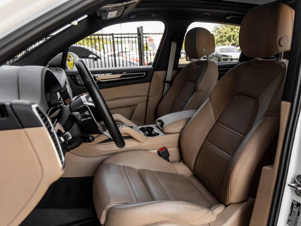 2023 Porsche 9Y0/9Y3 Cayenne - Image 5 of 5