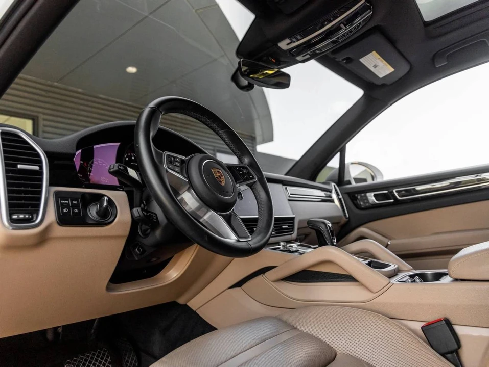 2023 Porsche 9Y0/9Y3 Cayenne - Image 4 of 5