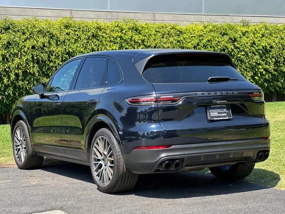 2023 Porsche 9Y0/9Y3 Cayenne - Image 3 of 5