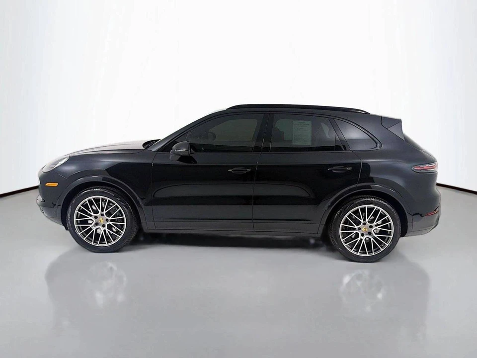 2023 Porsche 9Y0/9Y3 Cayenne - Image 2 of 5