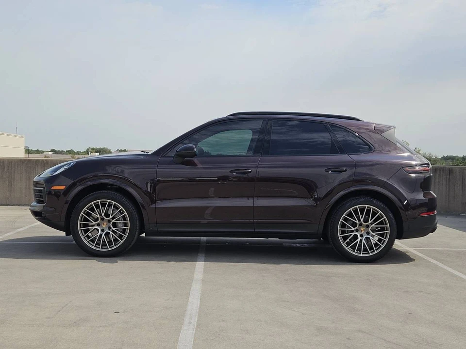 2023 Porsche 9Y0/9Y3 Cayenne - Image 2 of 5