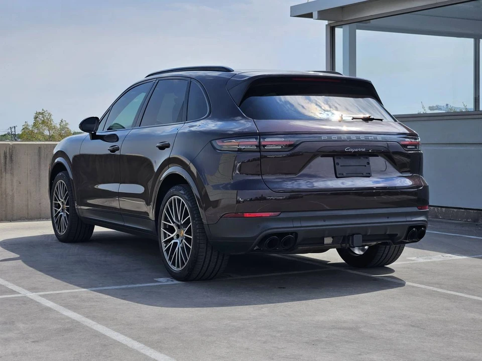 2023 Porsche 9Y0/9Y3 Cayenne - Image 3 of 5