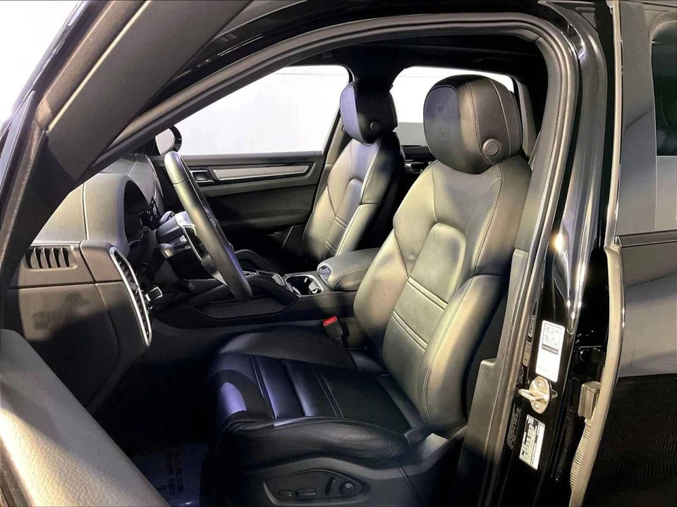 2023 Porsche 9Y0/9Y3 Cayenne - Image 5 of 5