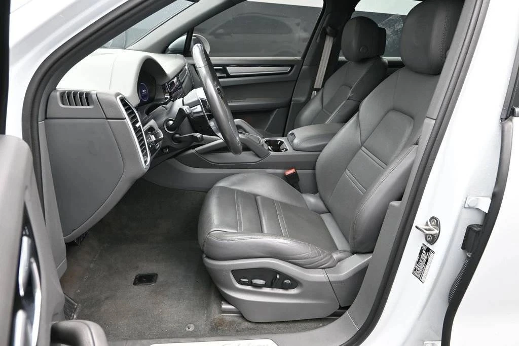 2023 Porsche 9Y0/9Y3 Cayenne - Image 5 of 5