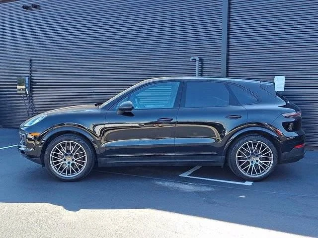 2023 Porsche 9Y0/9Y3 Cayenne - Image 2 of 5