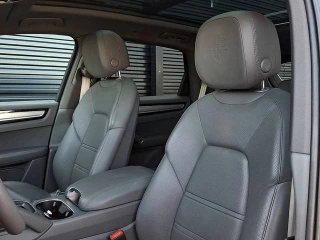 2023 Porsche 9Y0/9Y3 Cayenne - Image 5 of 5