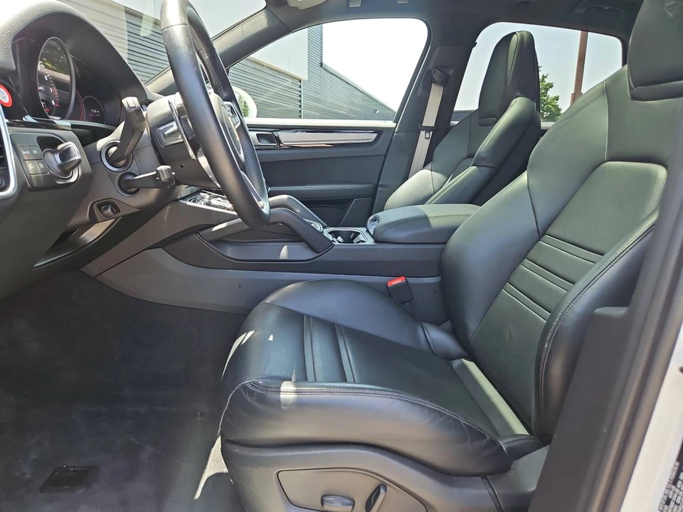 2023 Porsche 9Y0/9Y3 Cayenne - Image 5 of 5