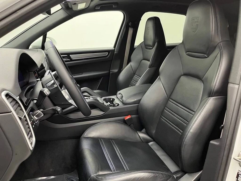 2023 Porsche 9Y0/9Y3 Cayenne - Image 5 of 5