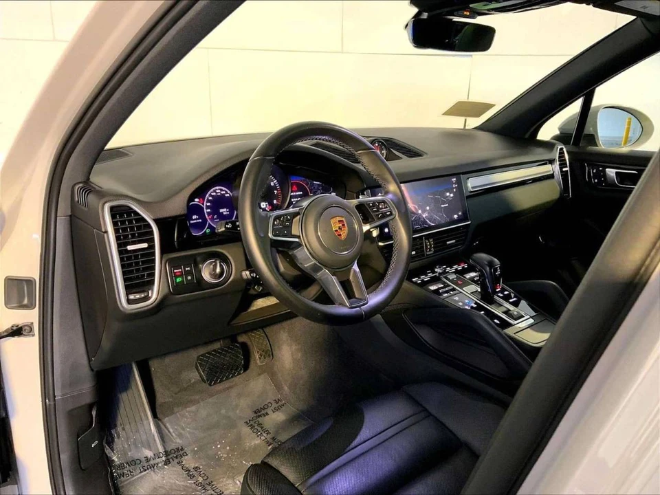2023 Porsche 9Y0/9Y3 Cayenne - Image 4 of 5