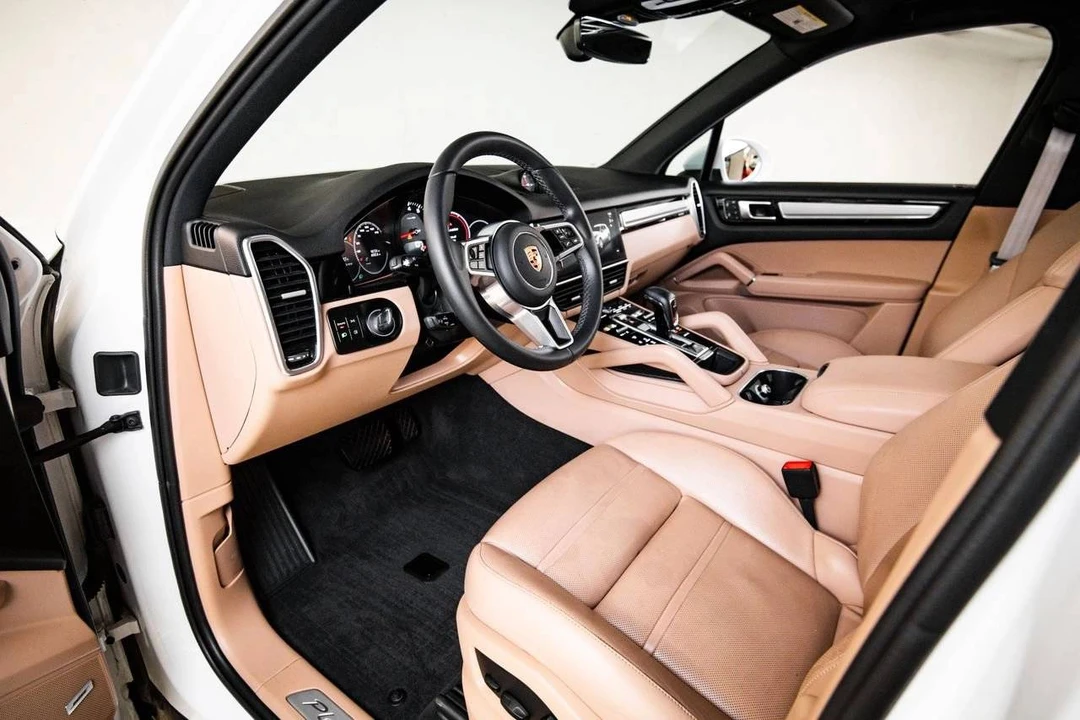 2023 Porsche 9Y0/9Y3 Cayenne - Image 4 of 5