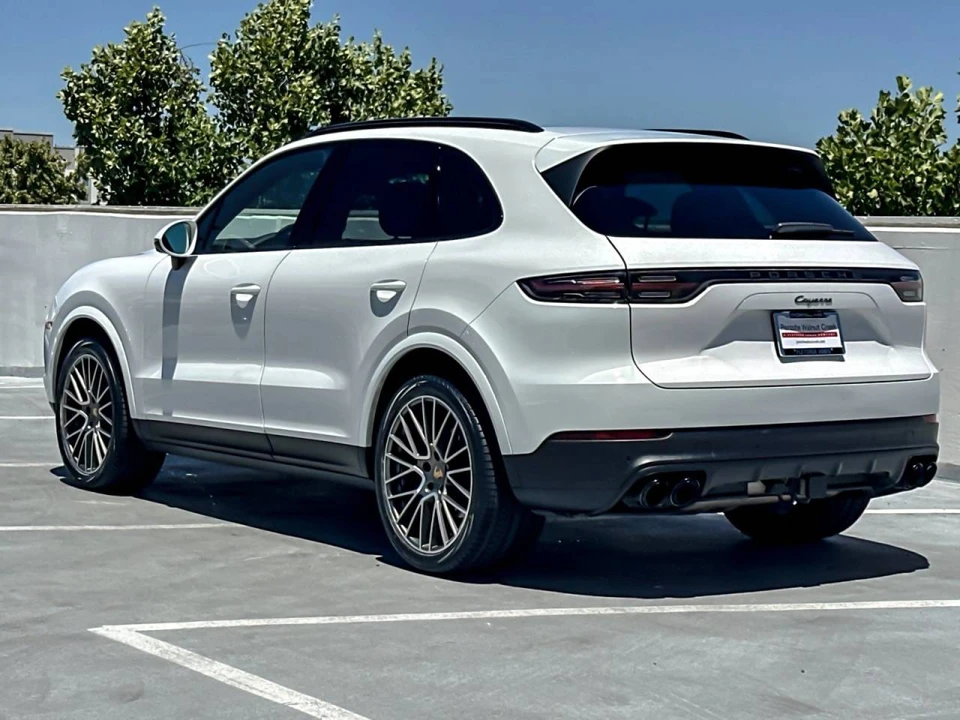 2023 Porsche 9Y0/9Y3 Cayenne - Image 3 of 5
