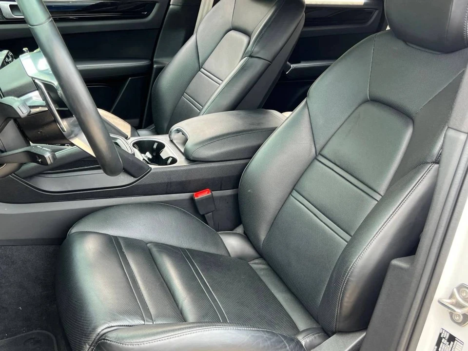 2023 Porsche 9Y0/9Y3 Cayenne - Image 5 of 5