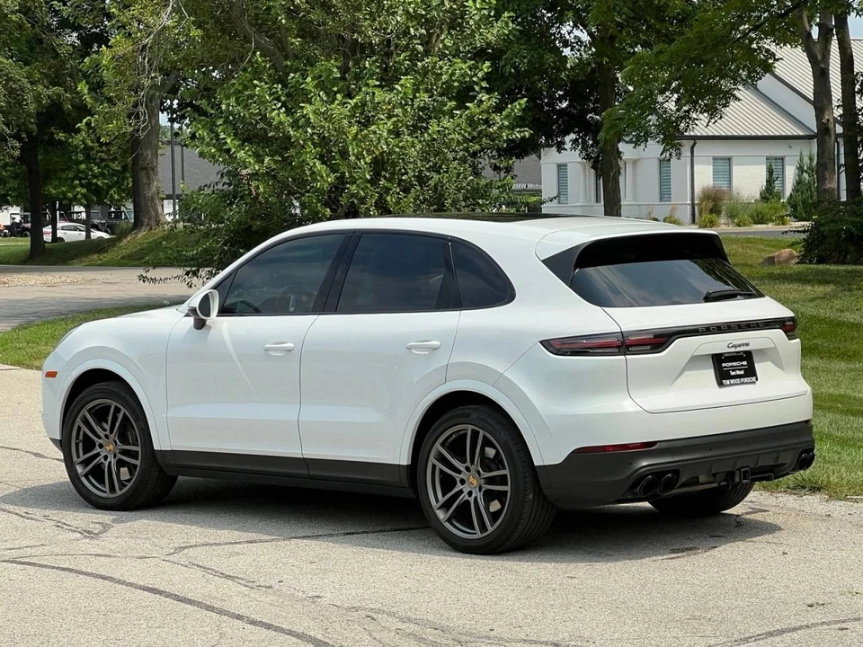 2023 Porsche 9Y0/9Y3 Cayenne - Image 3 of 5