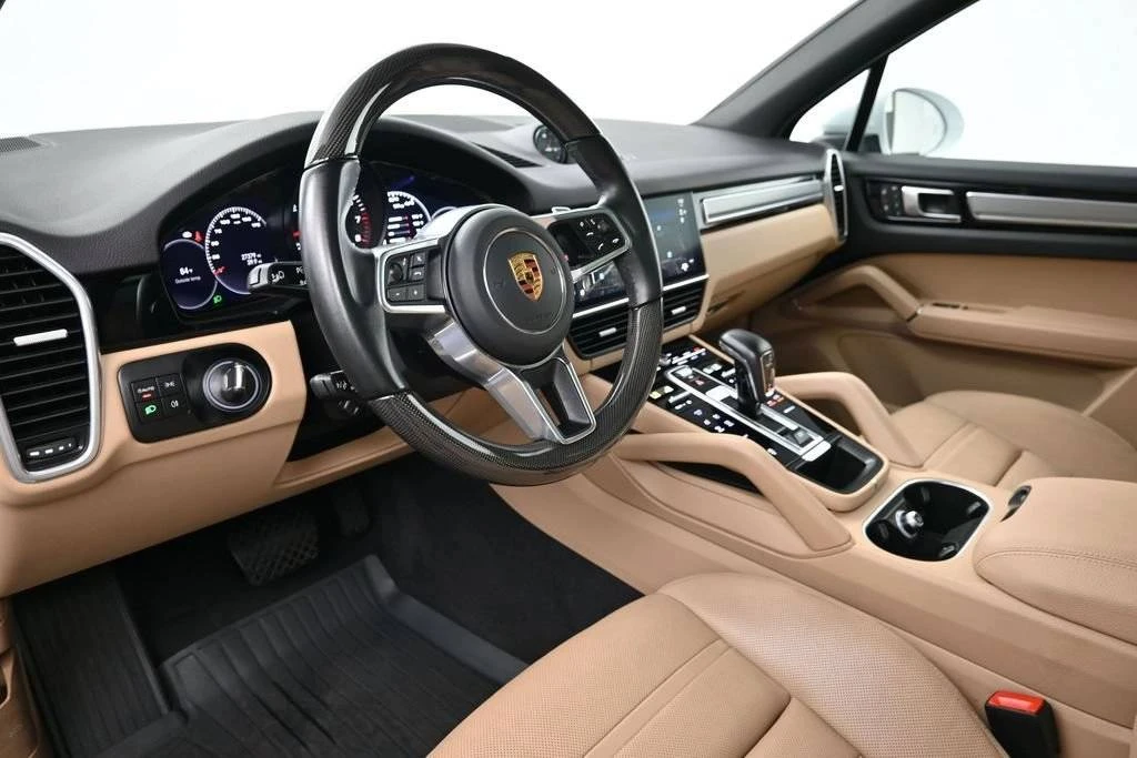 2023 Porsche 9Y0/9Y3 Cayenne - Image 4 of 5