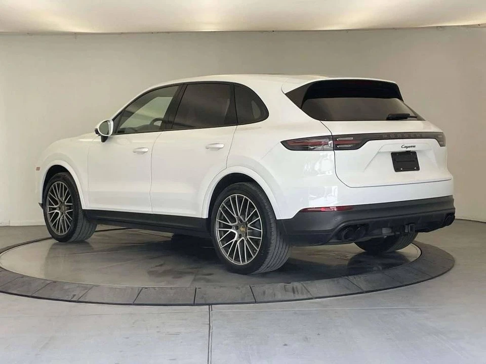 2023 Porsche 9Y0/9Y3 Cayenne - Image 3 of 5