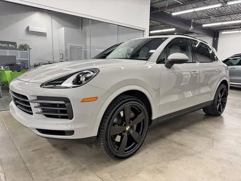 2023 Porsche Cayenne Platinum Edition