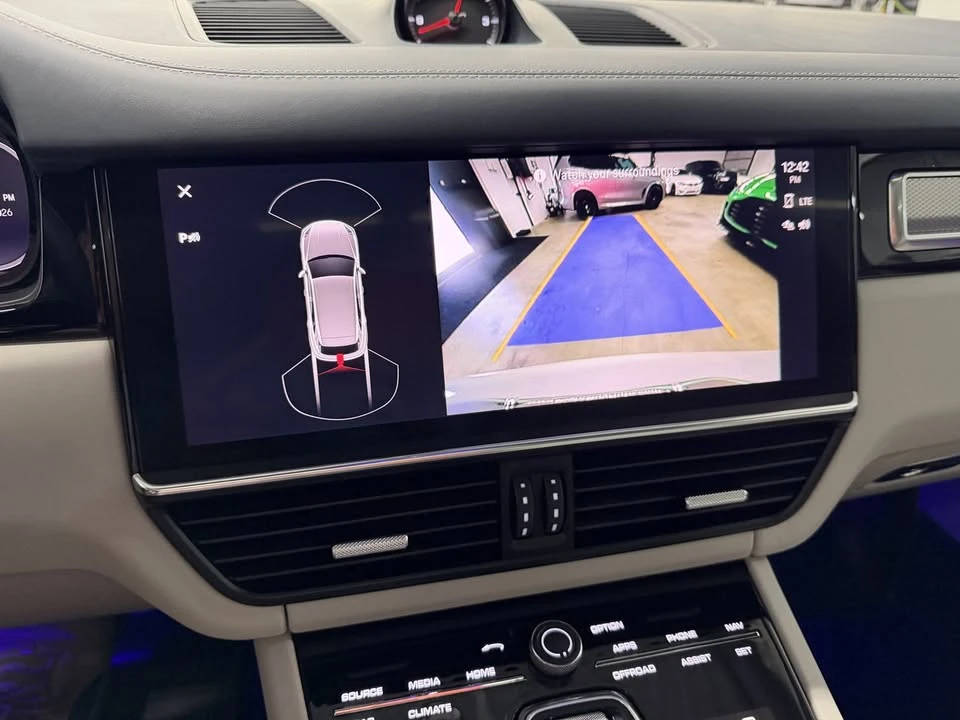 2023 Porsche 9Y0/9Y3 Cayenne - Image 12 of 20
