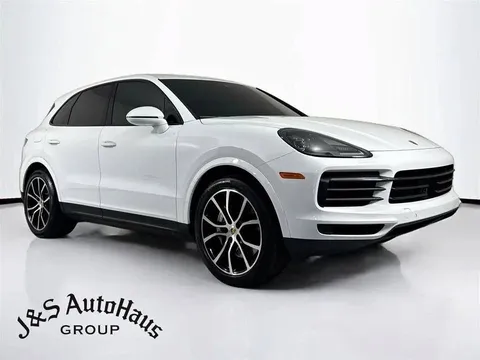 2023 Porsche Cayenne Platinum Edition