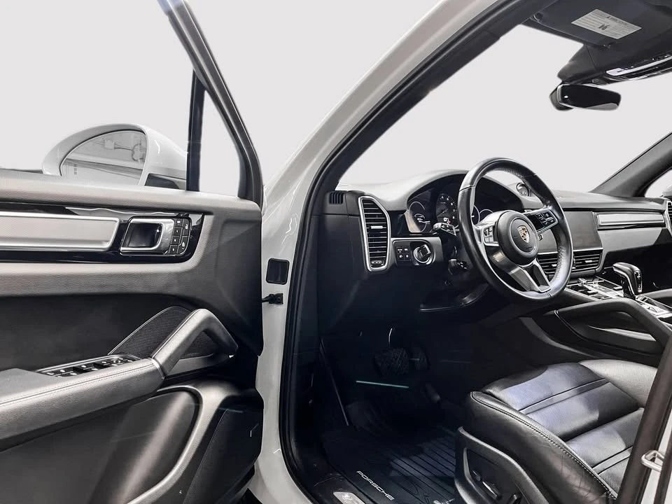 2023 Porsche 9Y0/9Y3 Cayenne - Image 14 of 20