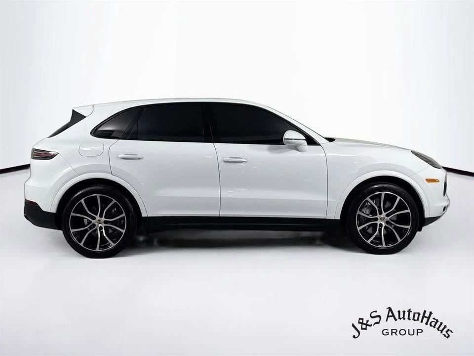 2023 Porsche 9Y0/9Y3 Cayenne - Image 8 of 20