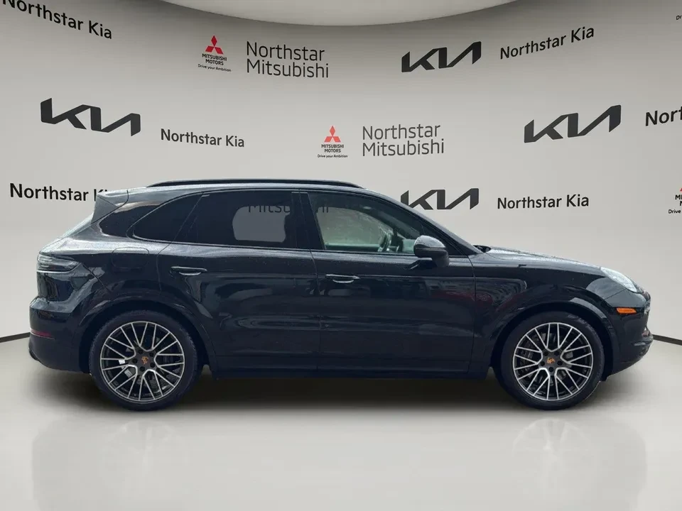 2023 Porsche 9Y0/9Y3 Cayenne - Image 3 of 14