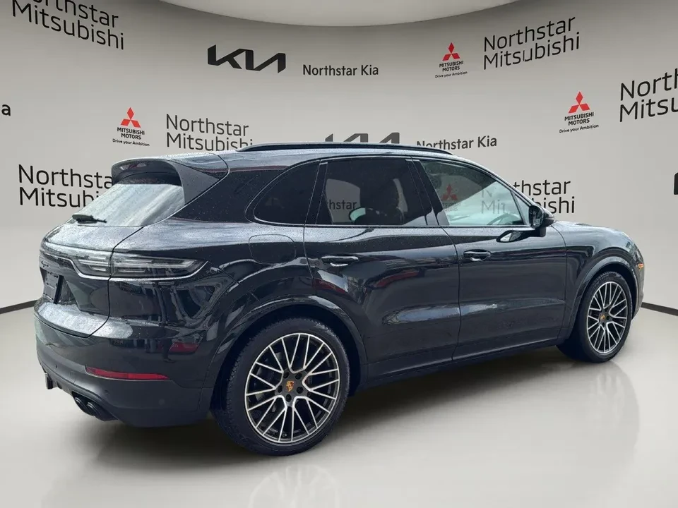 2023 Porsche 9Y0/9Y3 Cayenne - Image 4 of 14