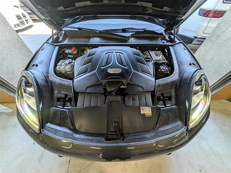 2023 Porsche 9Y0/9Y3 Cayenne - Image 17 of 20