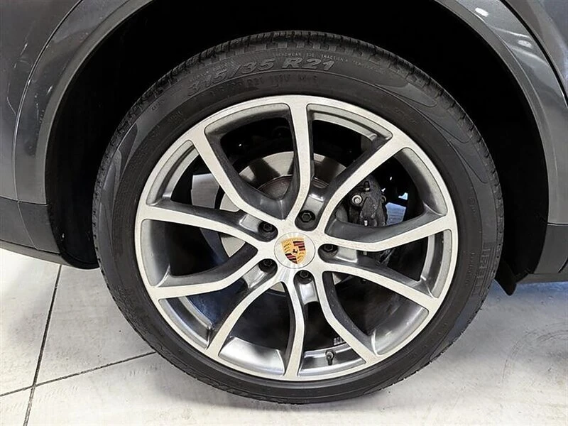 2023 Porsche 9Y0/9Y3 Cayenne - Image 13 of 20