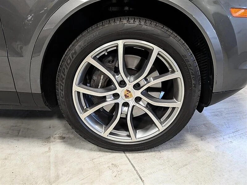 2023 Porsche 9Y0/9Y3 Cayenne - Image 12 of 20