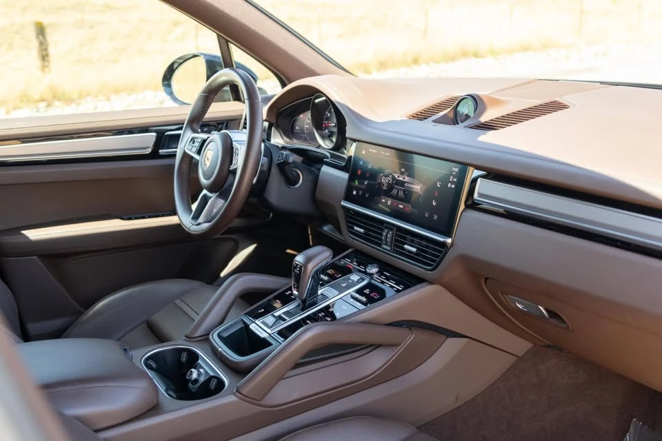 2023 Porsche 9Y0/9Y3 Cayenne - Image 6 of 6