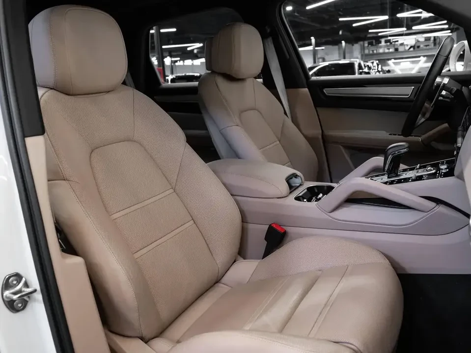 2023 Porsche 9Y0/9Y3 Cayenne - Image 2 of 20